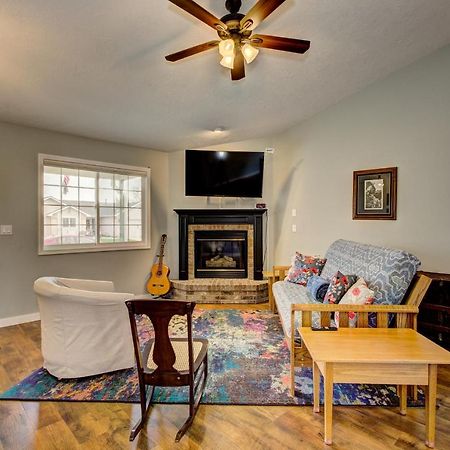 Hello Dolly! 3 Beds, 2 Bath, 2 Tv'S, Fireplace, Quiet Neighborhood In Star, Id Minutes From Walking Trails And River Views Eagle エクステリア 写真