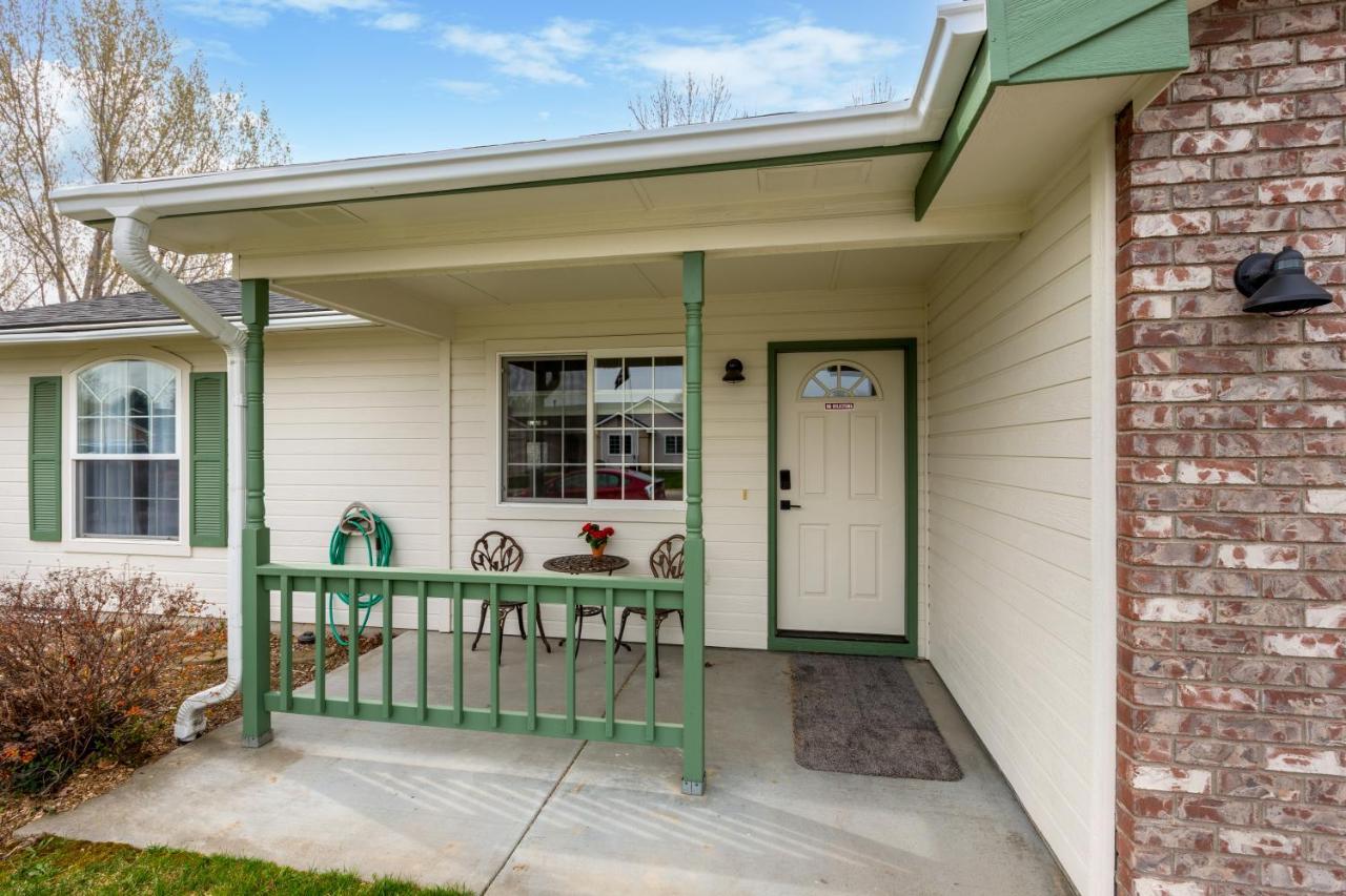 Hello Dolly! 3 Beds, 2 Bath, 2 Tv'S, Fireplace, Quiet Neighborhood In Star, Id Minutes From Walking Trails And River Views Eagle エクステリア 写真
